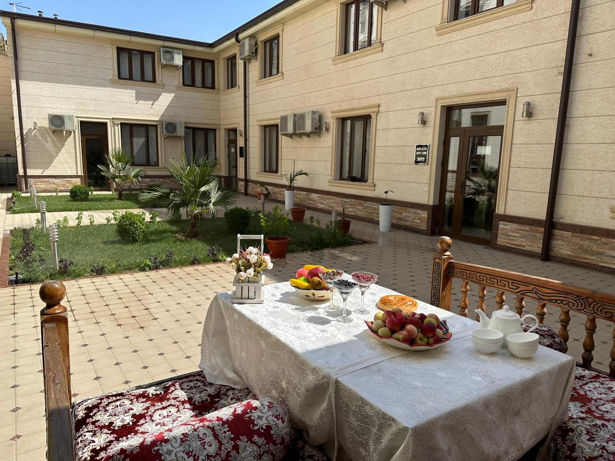 Hotel Grand Art Tashkent Esterno foto