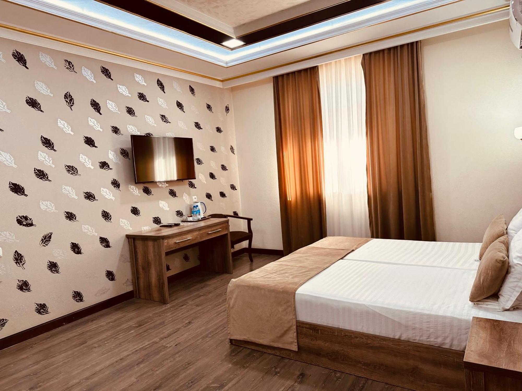 Hotel Grand Art Tashkent Esterno foto