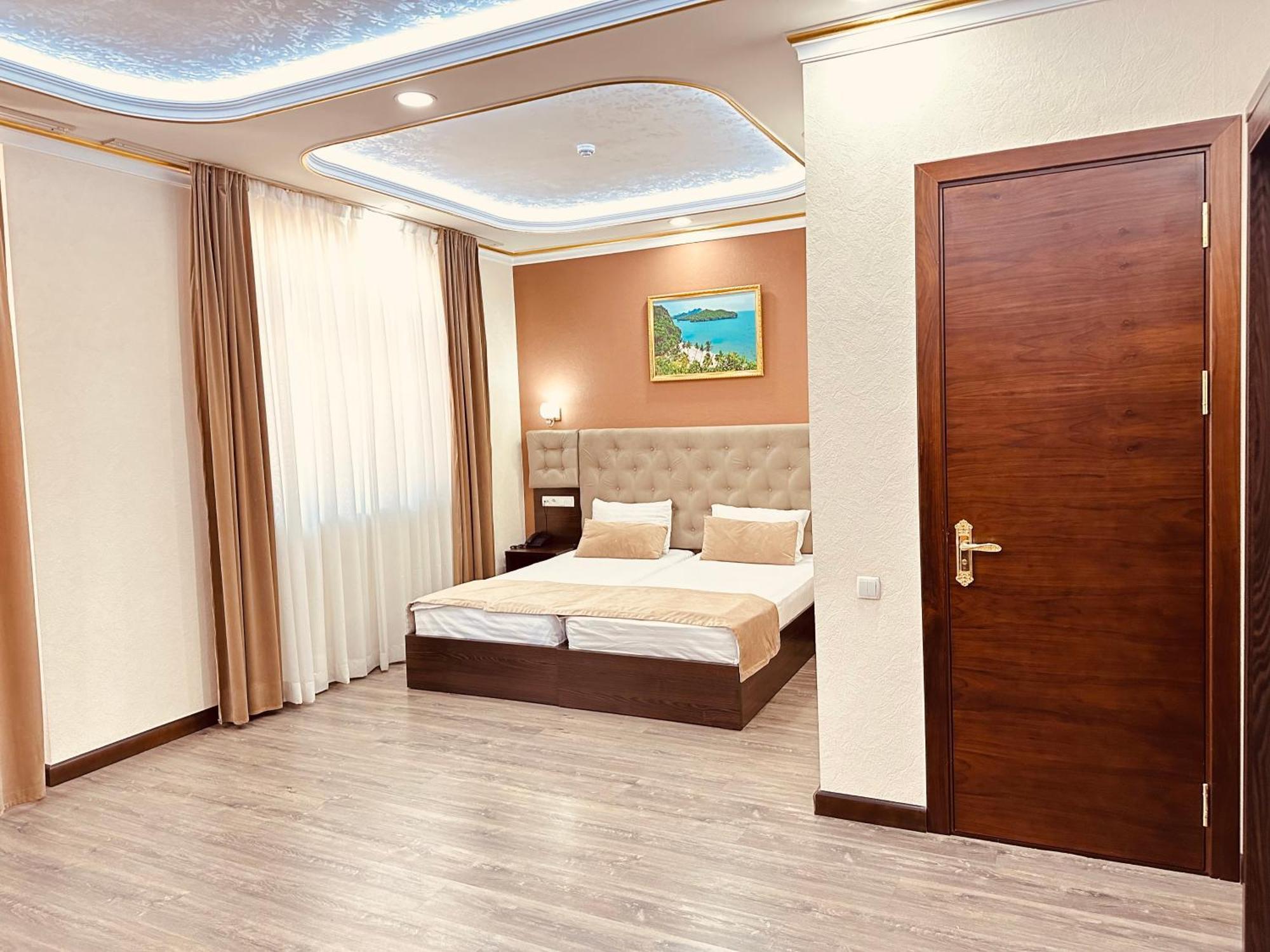 Hotel Grand Art Tashkent Esterno foto