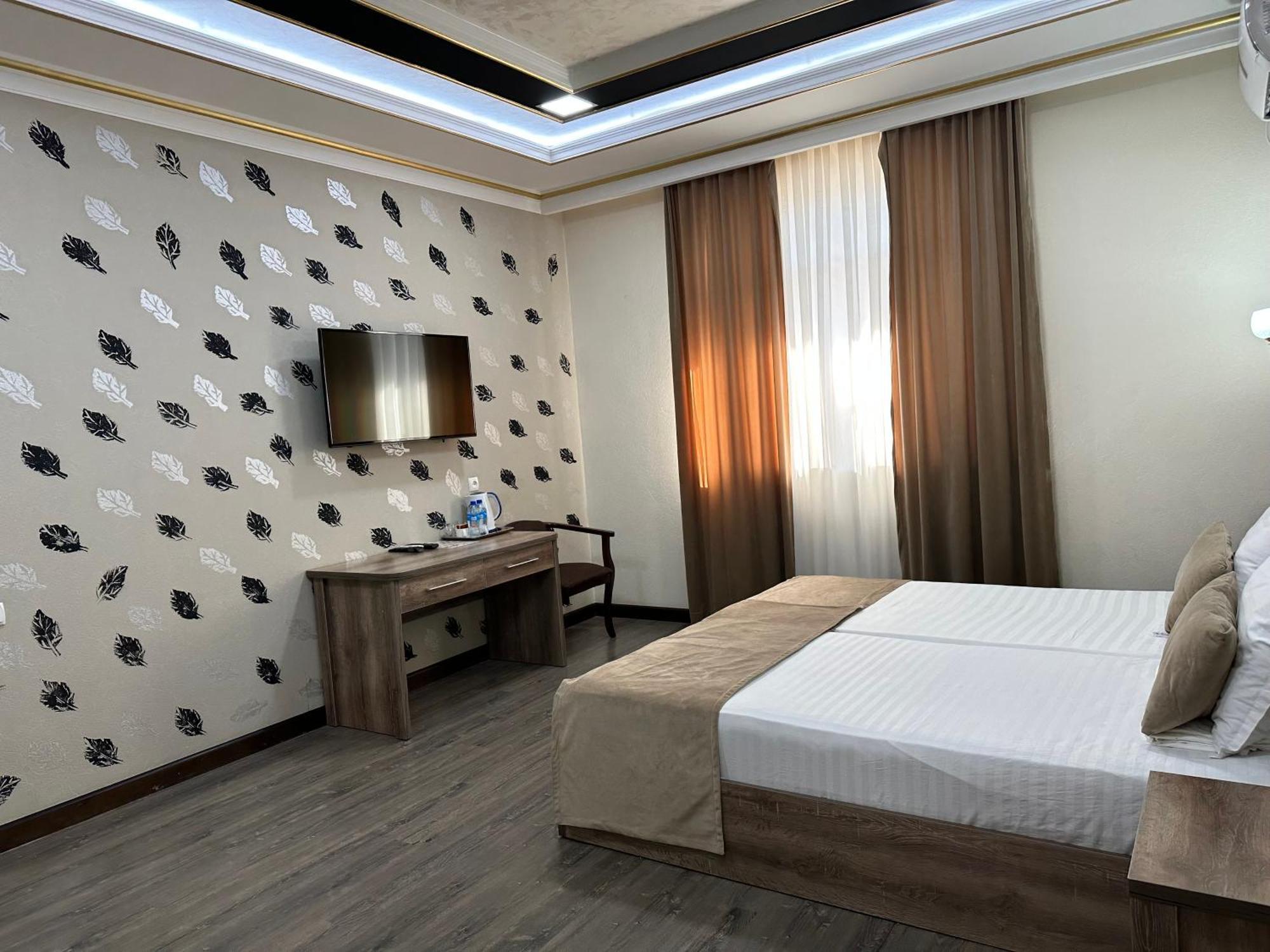 Hotel Grand Art Tashkent Esterno foto