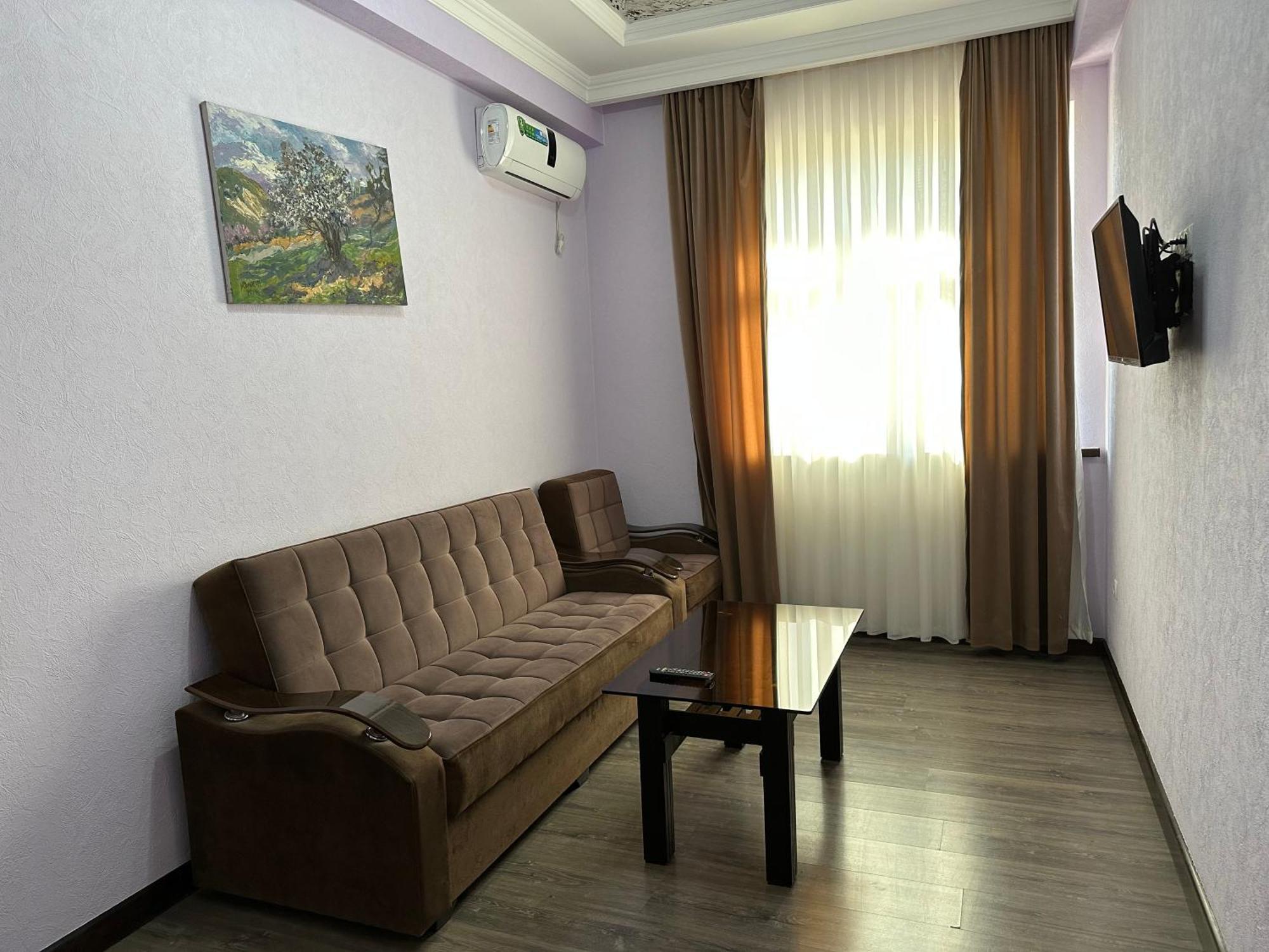 Hotel Grand Art Tashkent Esterno foto