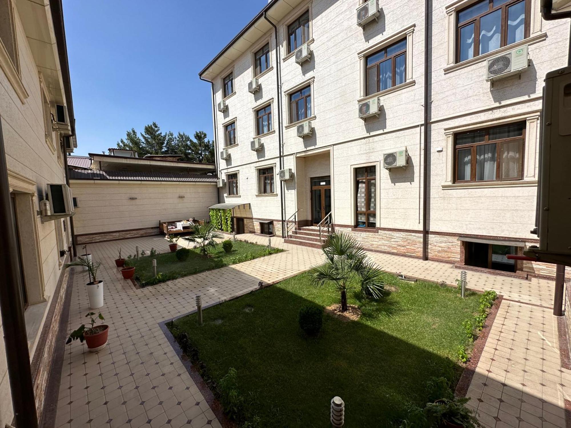 Hotel Grand Art Tashkent Esterno foto